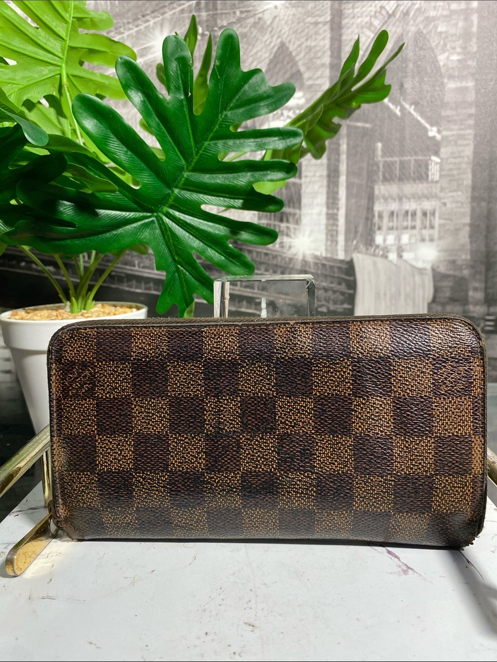 Authentic Rare Louis Vuitton Vintage Damier Zippy Wallet - Picture 5 of 16